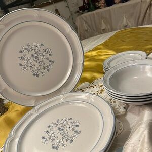 Covington Blue Floral Dinnerware Set